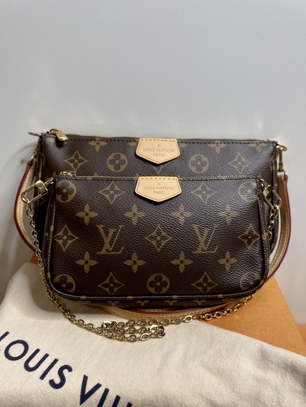 Louis Vuitton Monogram Multi Pochette - Picture 1 of 10